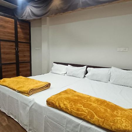 Mangaldeep Guest House Ujjain Dış mekan fotoğraf